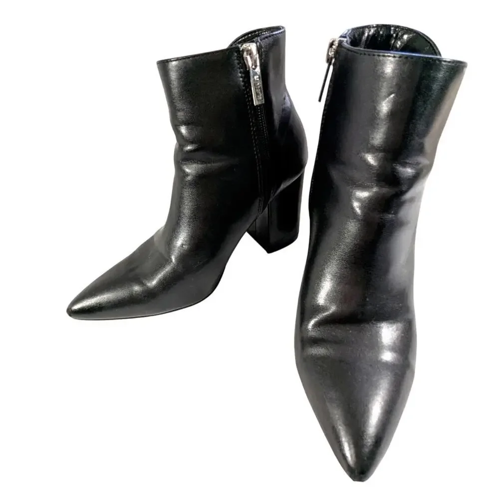 UNISA! MILANI BLACK VEGAN LEATHER CHUNKY HEEL, POINTY TOE ANKLE BOOTS! SZ 5.5M